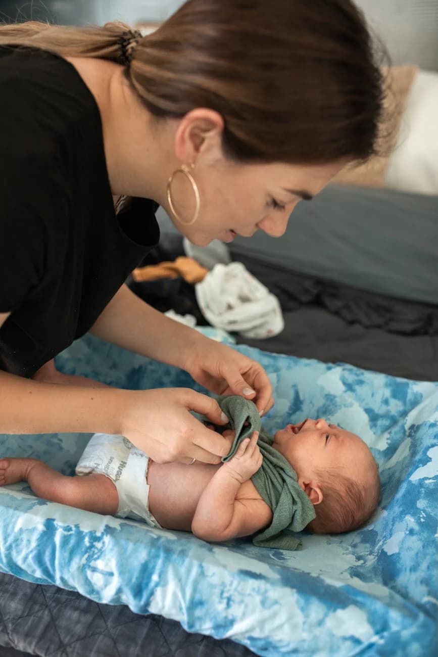 Yeni Doğan Bebeklerin İlk Haftasında Bilmeniz Gereken 5 İpucu